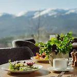 Zloty Horyzont Superior Glowny Budynek Z Basenem, Silownia, Grota Solna, Bawialnia I Restauracja Horyzont Smakow *
