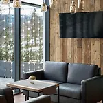 Zloty Horyzont Superior Glowny Budynek Z Basenem, Silownia, Grota Solna, Bawialnia I Restauracja Horyzont Smakow