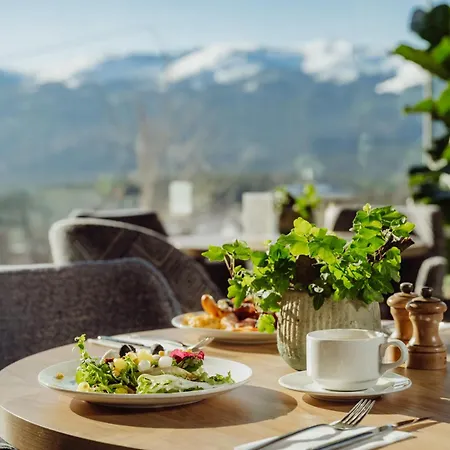 Zloty Horyzont Superior Glowny Budynek Z Basenem, Silownia, Grota Solna, Bawialnia I Restauracja Horyzont Smakow * شكلارسكا بوريبا