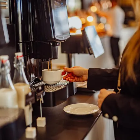 شقة Zloty Horyzont Superior Glowny Budynek Z Basenem, Silownia, Grota Solna, Bawialnia I Restauracja Horyzont Smakow شكلارسكا بوريبا