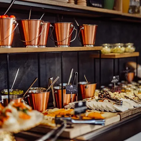 Złoty Horyzont Superior Główny Budynek Z Basenem, Siłownią, Grotą Solną, Bawialnią I Restauracją Horyzont Smaków