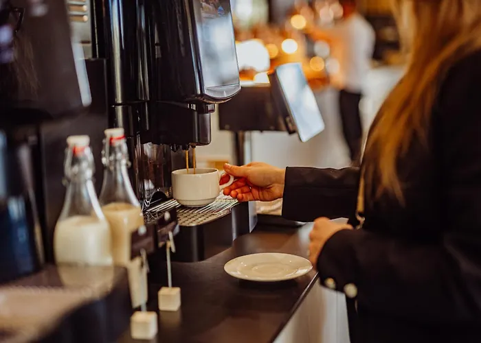 아파트 Zloty Horyzont Superior Glowny Budynek Z Basenem, Silownia, Grota Solna, Bawialnia I Restauracja Horyzont Smakow 스클라르스카포렘바