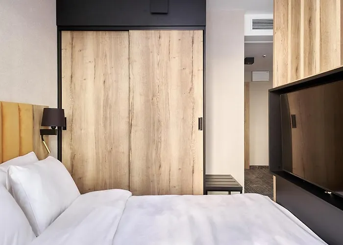 Zloty Horyzont Superior Glowny Budynek Z Basenem, Silownia, Grota Solna, Bawialnia I Restauracja Horyzont Smakow 아파트